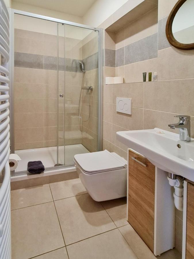 Apartman Praha Brevnov Ngoại thất bức ảnh