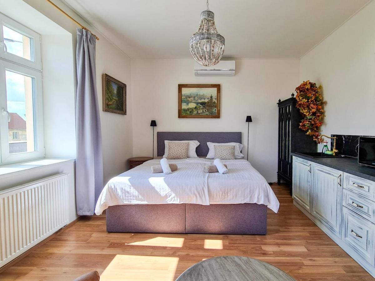 Apartman Praha Brevnov Ngoại thất bức ảnh
