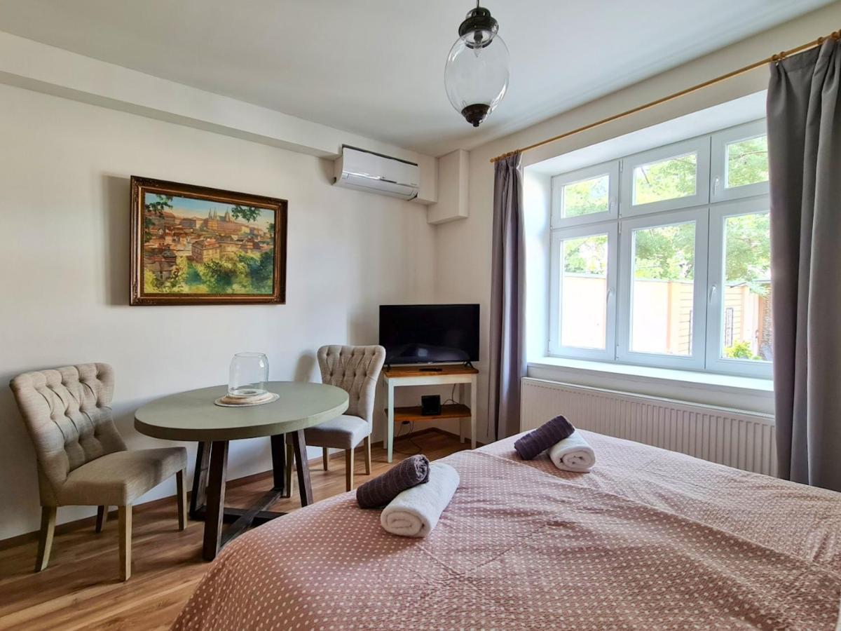 Apartman Praha Brevnov Ngoại thất bức ảnh