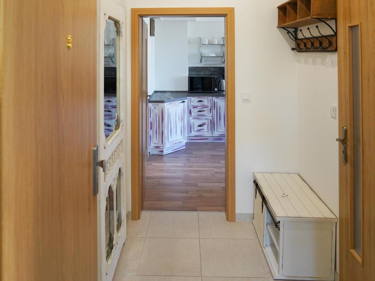 Apartman Praha Brevnov Ngoại thất bức ảnh