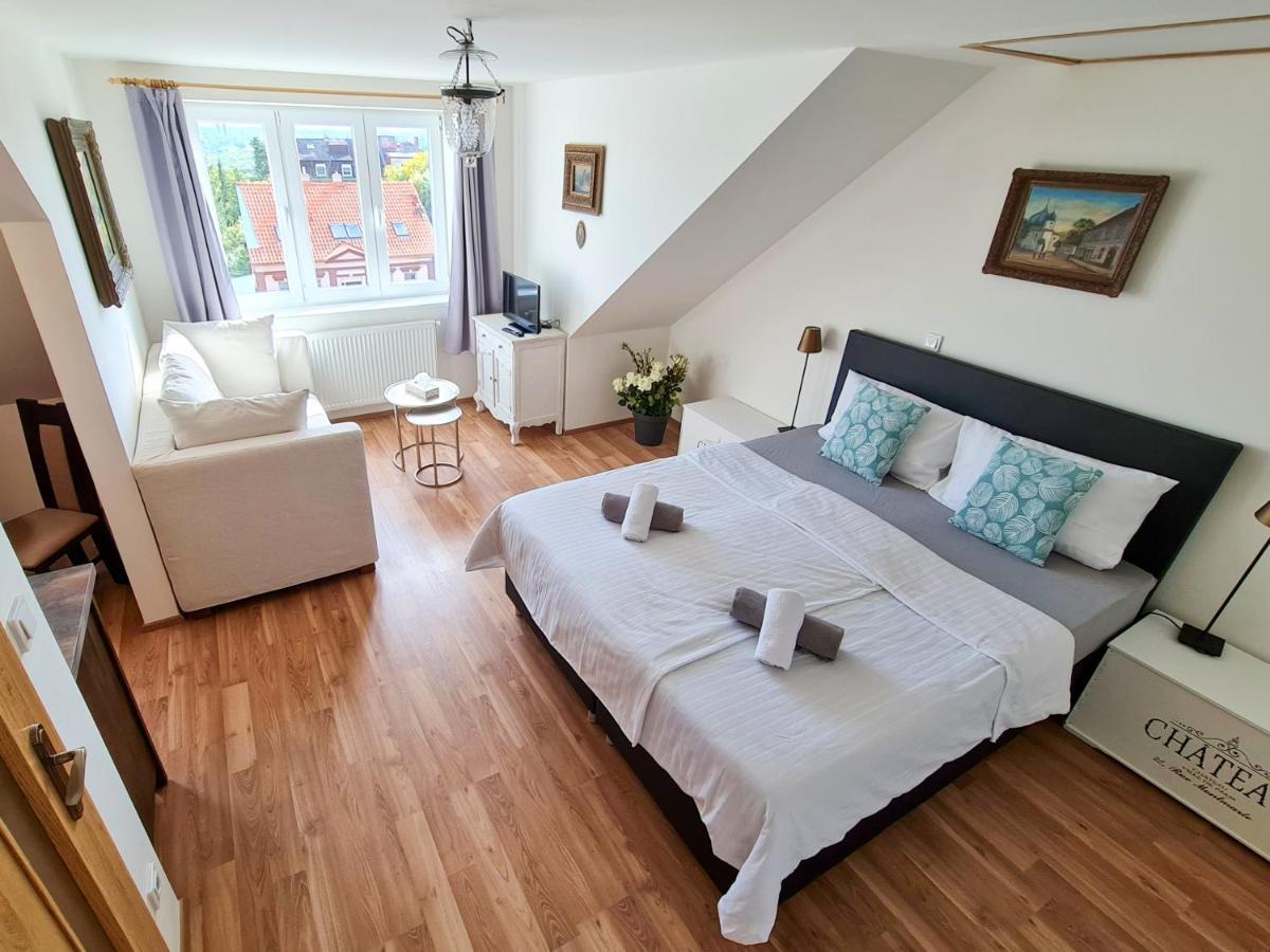 Apartman Praha Brevnov Ngoại thất bức ảnh