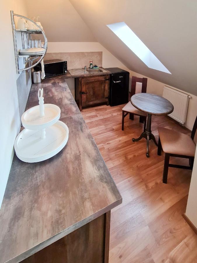 Apartman Praha Brevnov Ngoại thất bức ảnh