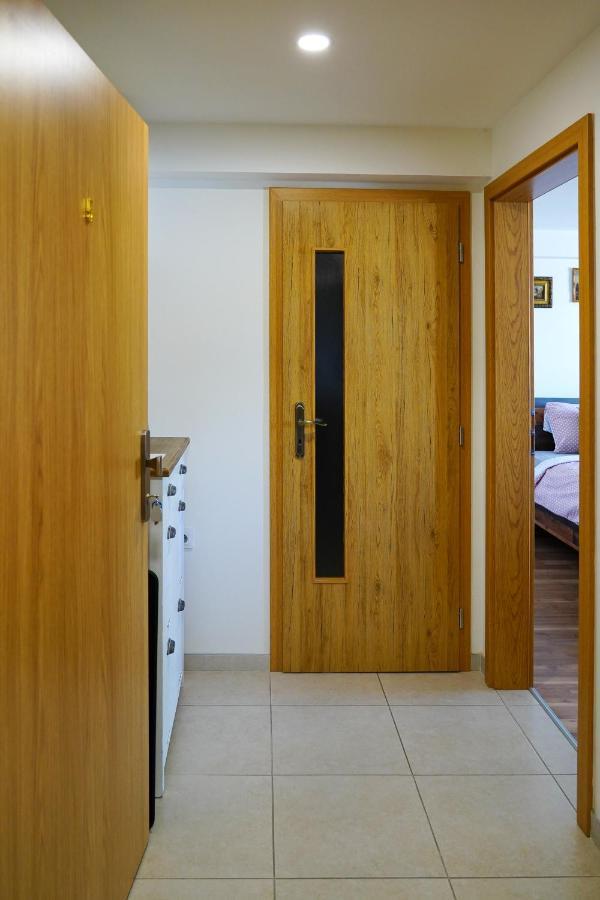 Apartman Praha Brevnov Ngoại thất bức ảnh