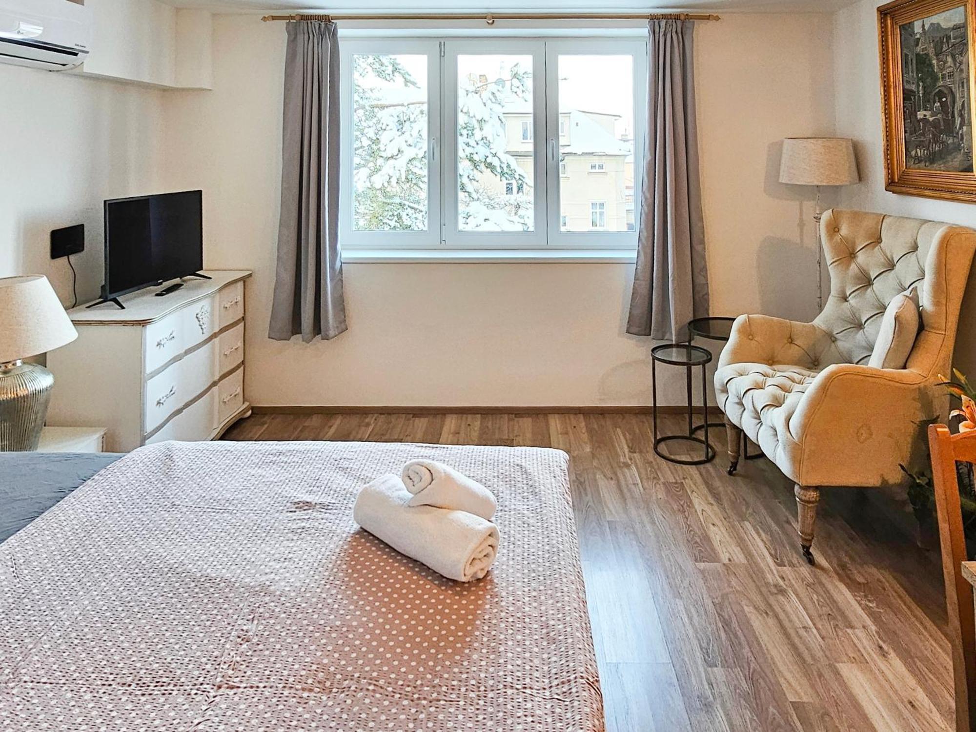 Apartman Praha Brevnov Ngoại thất bức ảnh